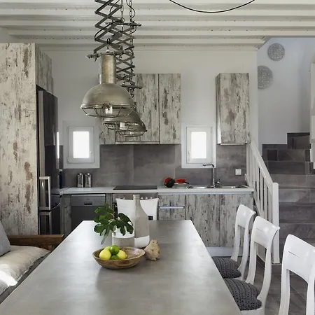 Mykonostimo Luxury And